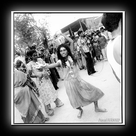 2010 inde 001